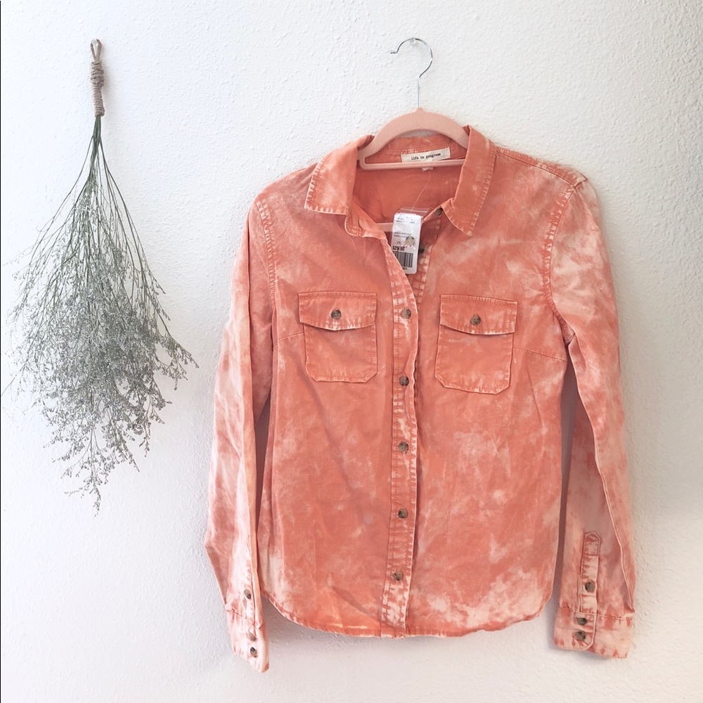 Peach button up